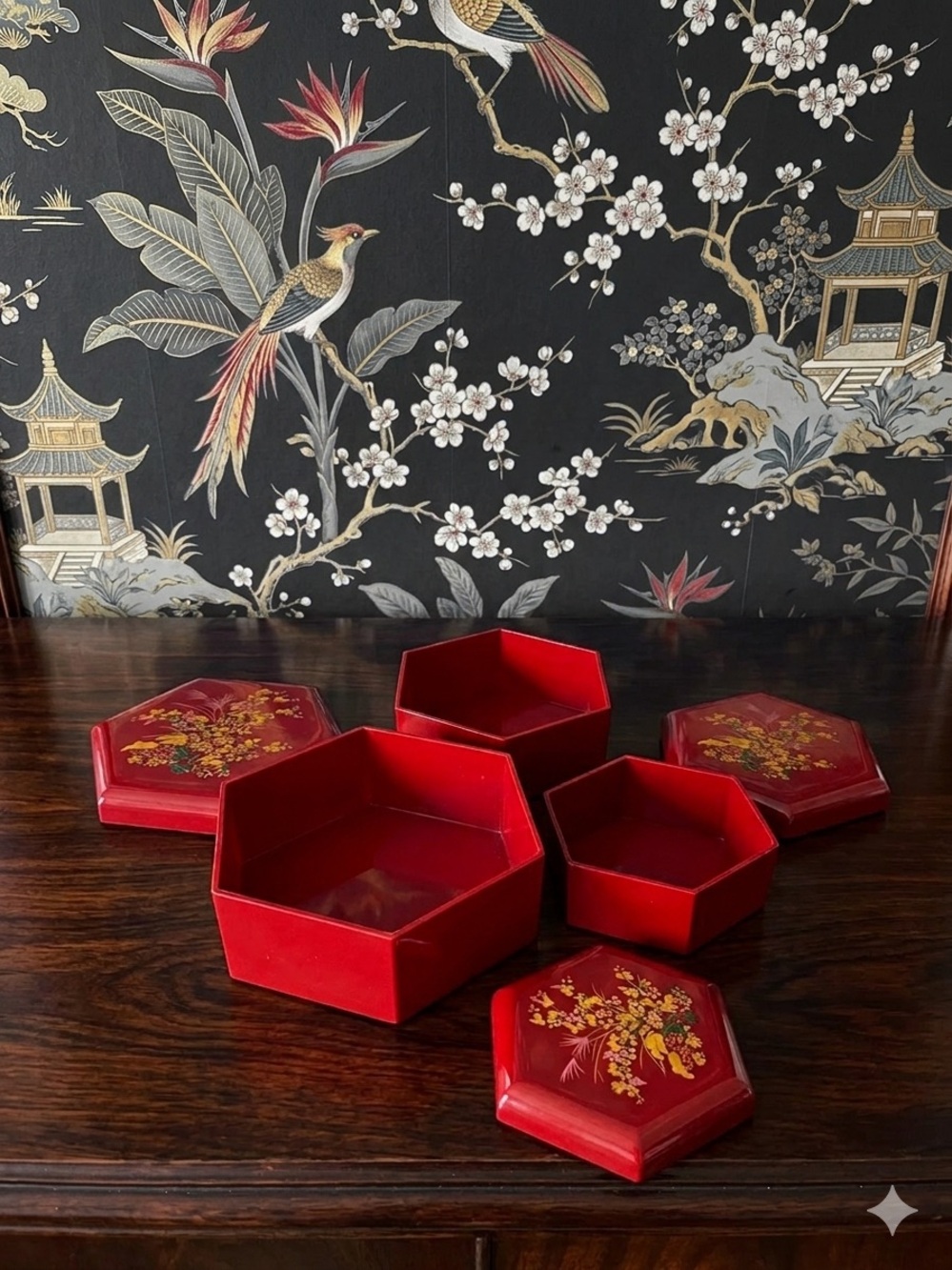 Vintage Hexagon Nesting Trinket Boxes Chinoiserie Lacquerware made in Hong
Kong